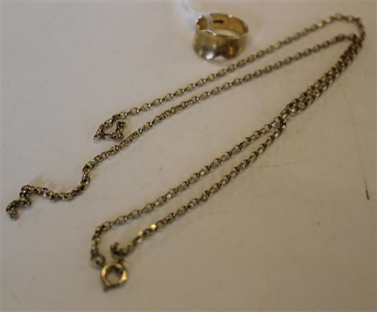 9ct gold shaped ring & a 9ct gold chain (a.f)